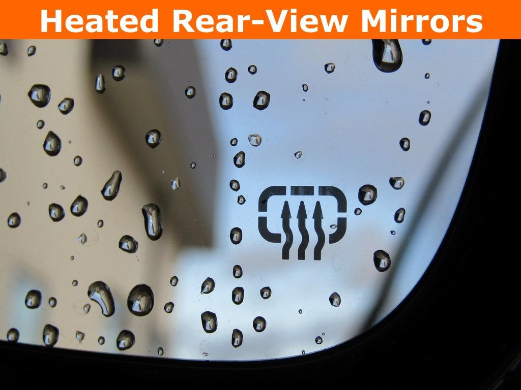 New 2026 Chrysler Pacifica Select image 8