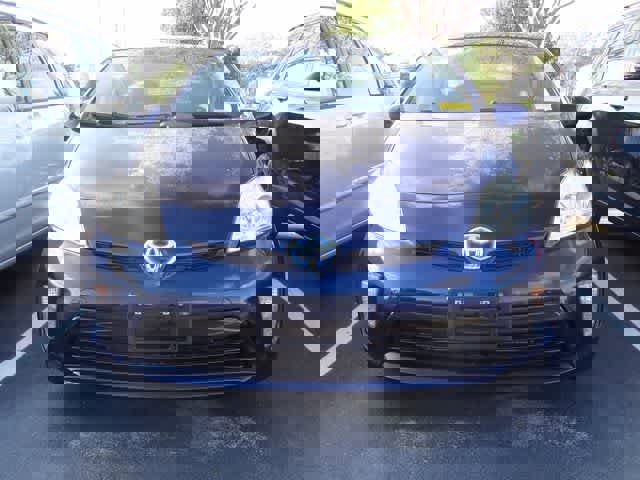 Used 2015 Toyota Prius Three w/ Solar Roof Package image 2