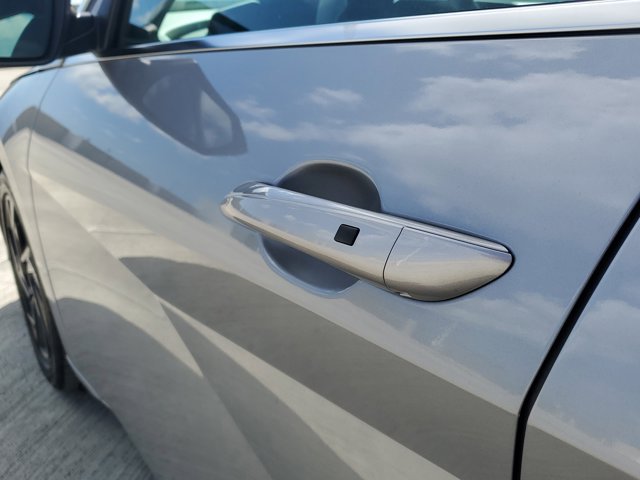 New 2026 Hyundai Elantra SEL Sport Premium FWD image 13