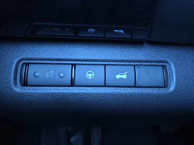 New 2026 Nissan Pathfinder SV image 10