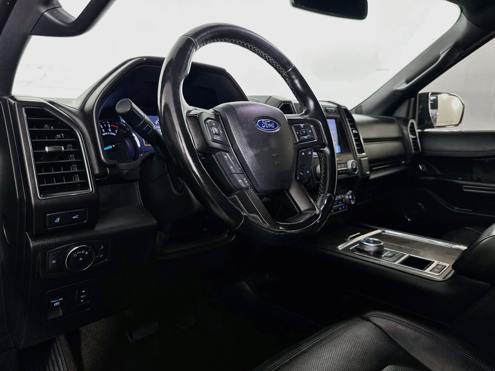 Used 2020 Ford Expedition Limited w/ Texas Edition Package RWD image 21
