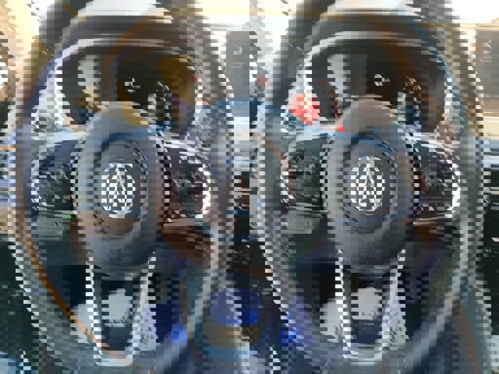 Used 2023 Acura MDX SH-AWD w/ Technology Package image 10