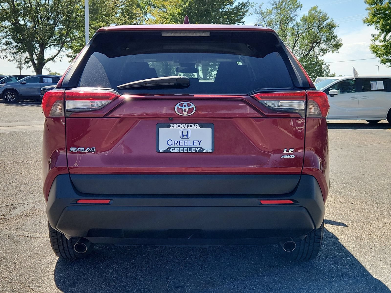 Used 2020 Toyota RAV4 LE w/ Carpet Mat Package AWD/4WD image 4