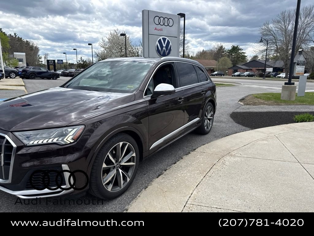 Used 2021 Audi SQ7 Prestige AWD/4WD image 3