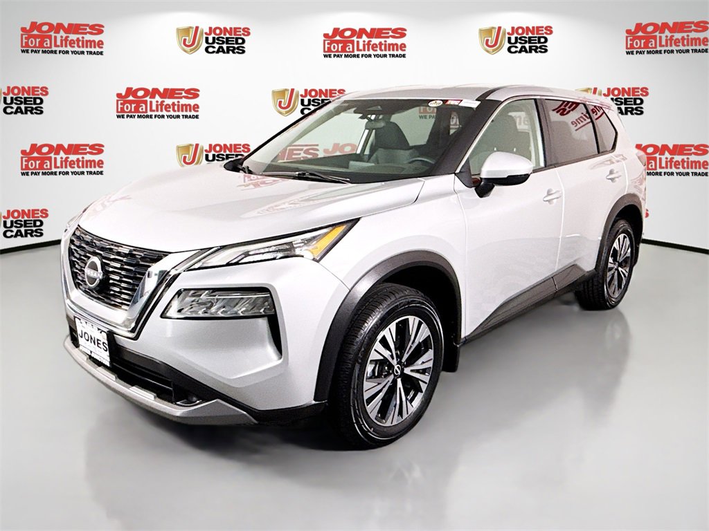 Certified 2022 Nissan Rogue SV image 11