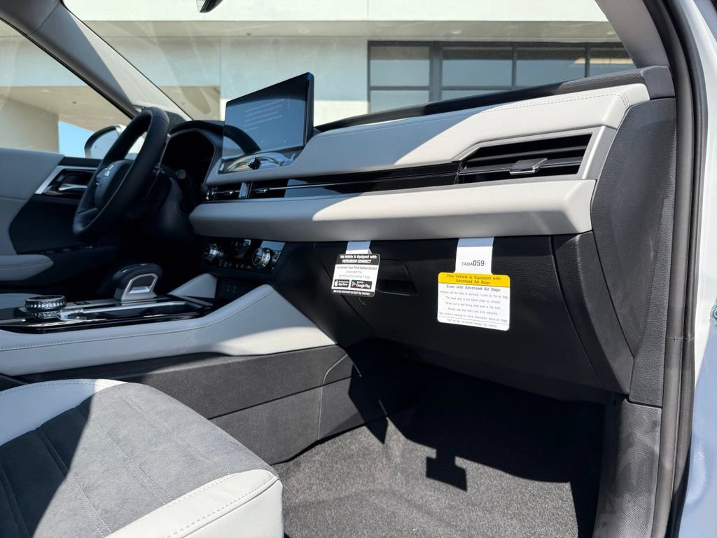 New 2026 Mitsubishi Outlander SE AWD/4WD image 18