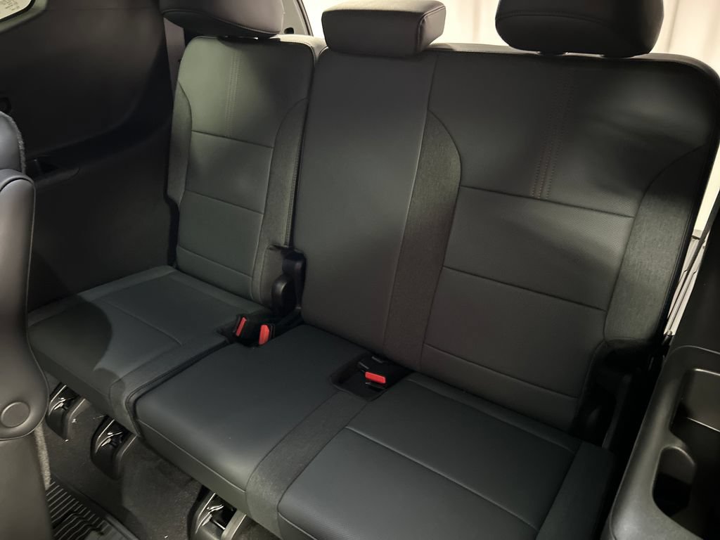 New 2027 GMC Acadia AT4 w/ Luxury Package AWD/4WD image 22