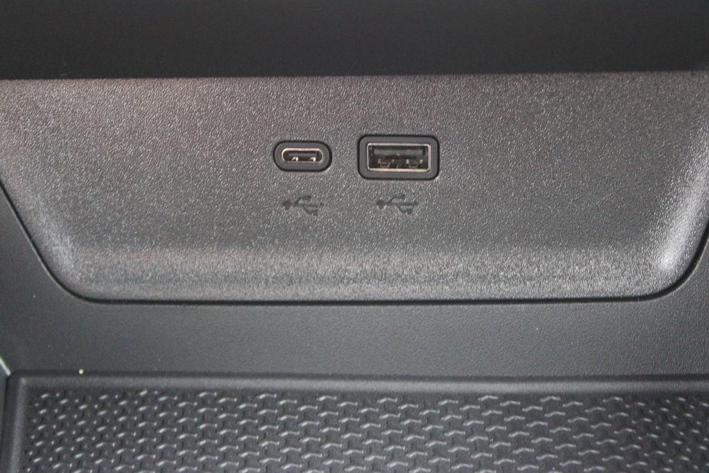 New 2026 Chevrolet Equinox LT w/ Convenience Package II FWD image 41