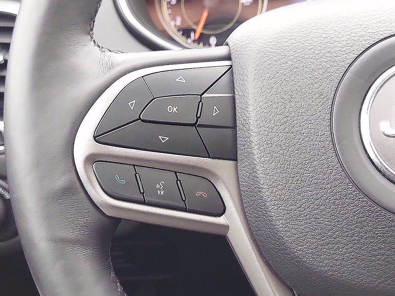 Certified 2019 Jeep Cherokee Limited image 21