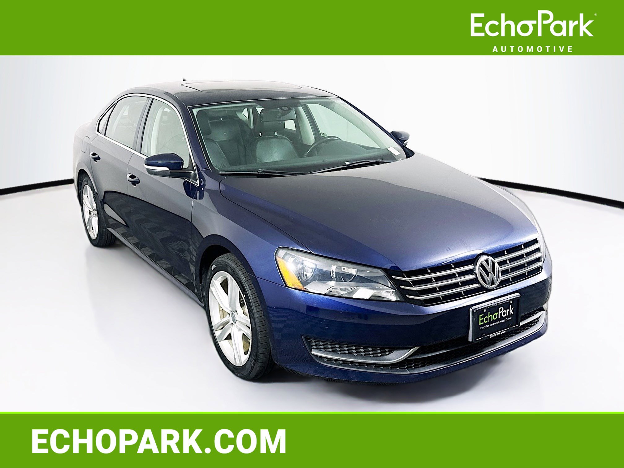Used 2015 Volkswagen Passat TDI SE FWD image 1