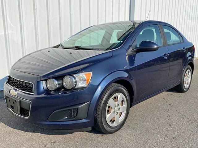 Used 2015 Chevrolet Sonic LS image 8