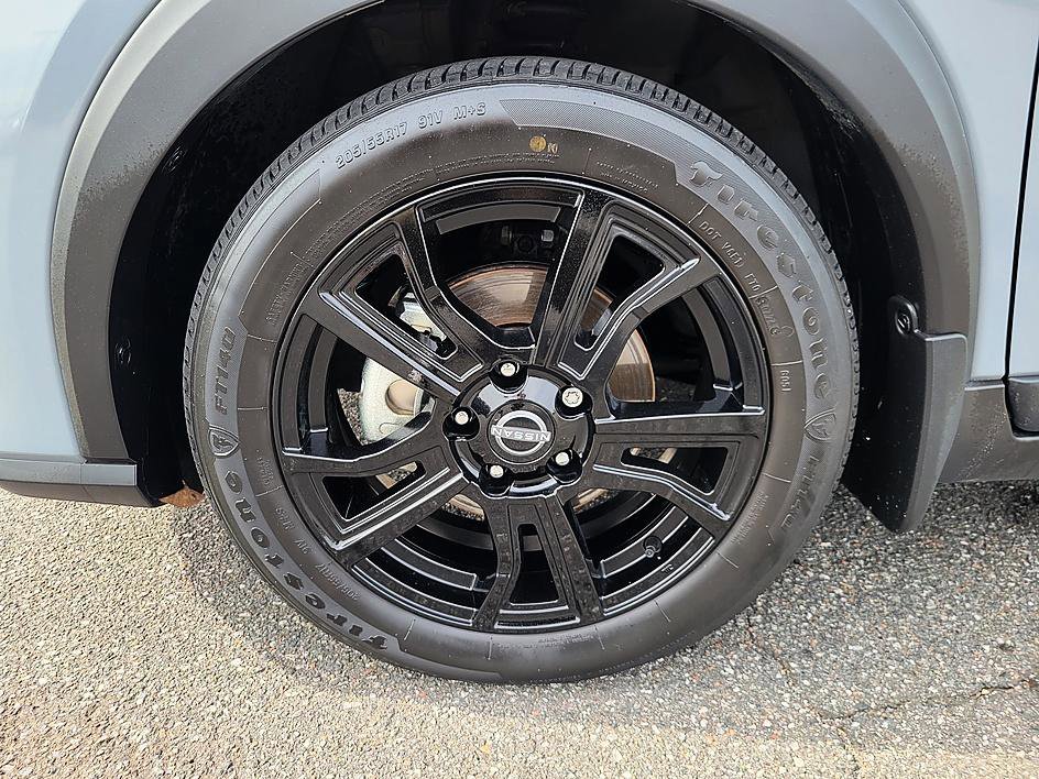 Certified 2024 Nissan Kicks SR w/ SR Premium Package image 8