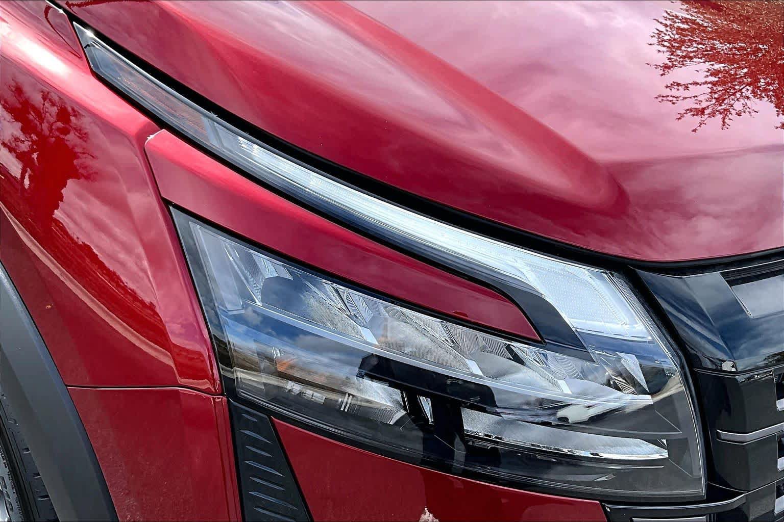 New 2026 Nissan Pathfinder SV FWD image 13