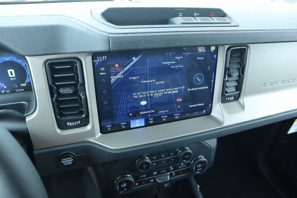 New 2025 Ford Bronco Outer Banks image 8