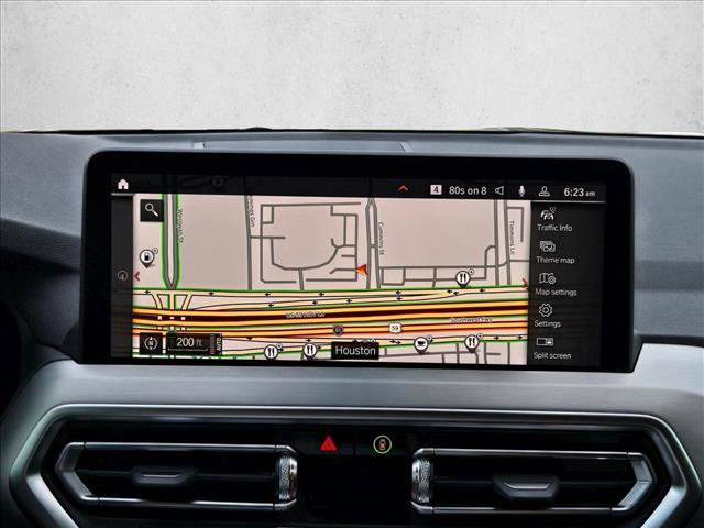 Used 2025 BMW X4 xDrive30i w/ Premium Package image 14