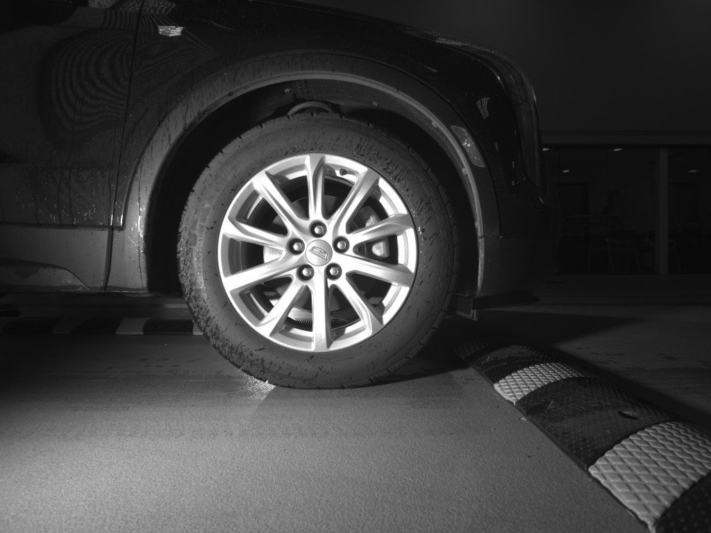 Used 2023 Cadillac XT4 Luxury w/ Cold Weather Package FWD image 8