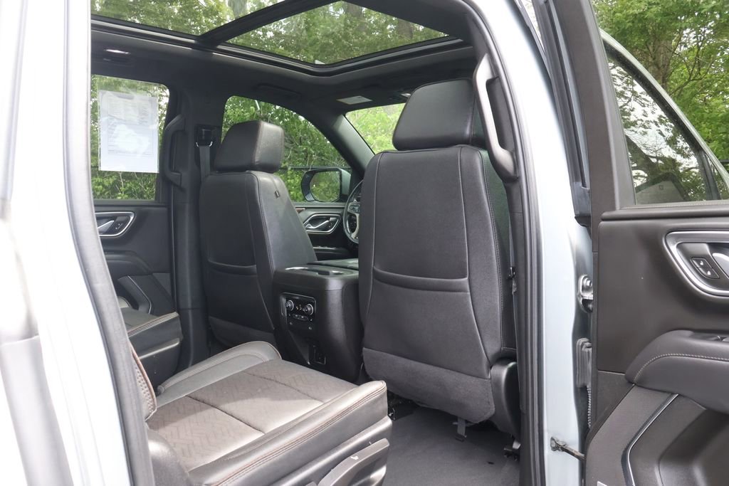 Used 2024 Chevrolet Suburban High Country w/ Max Trailering Package AWD/4WD image 49