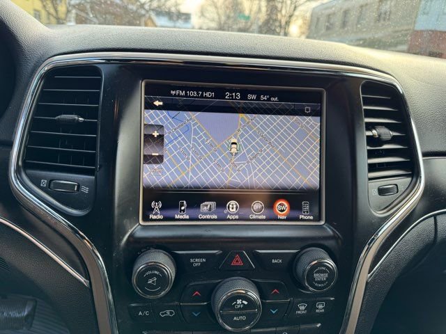 Used 2017 Jeep Grand Cherokee Limited image 15