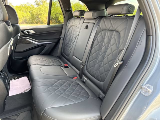Used 2026 BMW X5 xDrive40i w/ M Sport Package AWD/4WD image 23