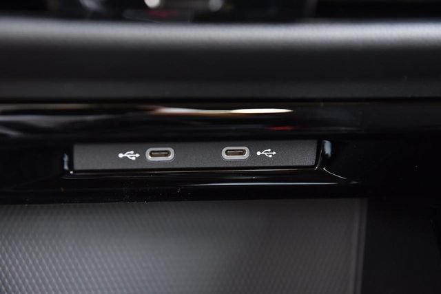 New 2026 Volkswagen GTI SE FWD image 16