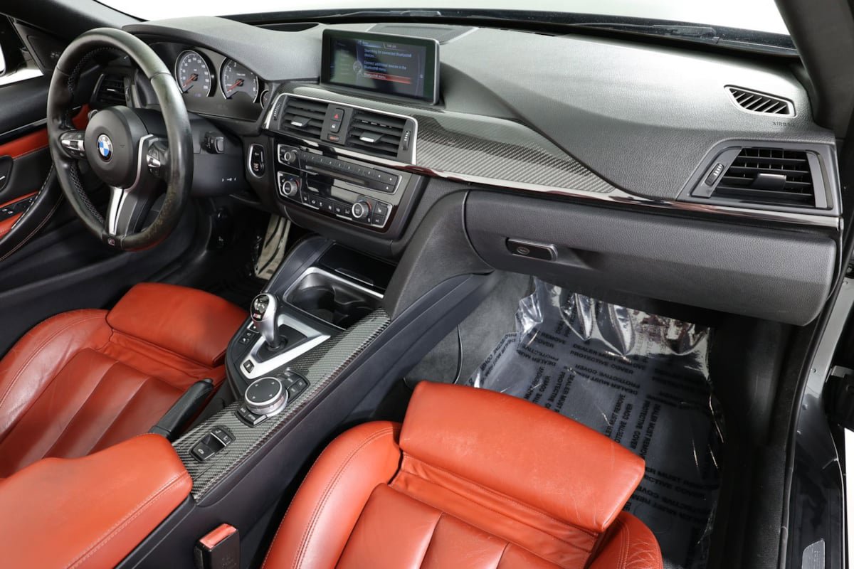 Used 2015 BMW M4 Convertible RWD image 44