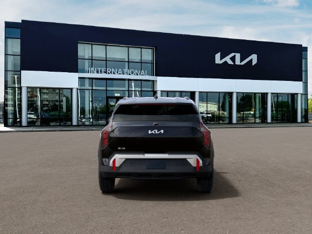 New 2027 Kia EV3 Wind FWD image 5