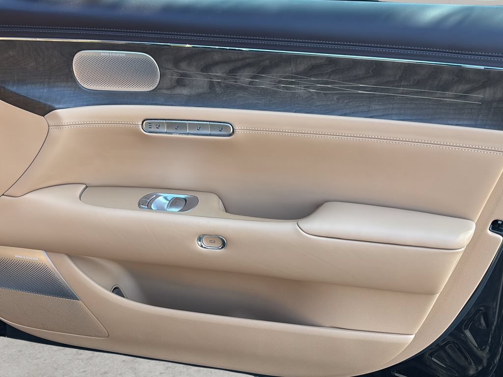 Used 2024 Genesis G90 3.5T AWD/4WD image 33
