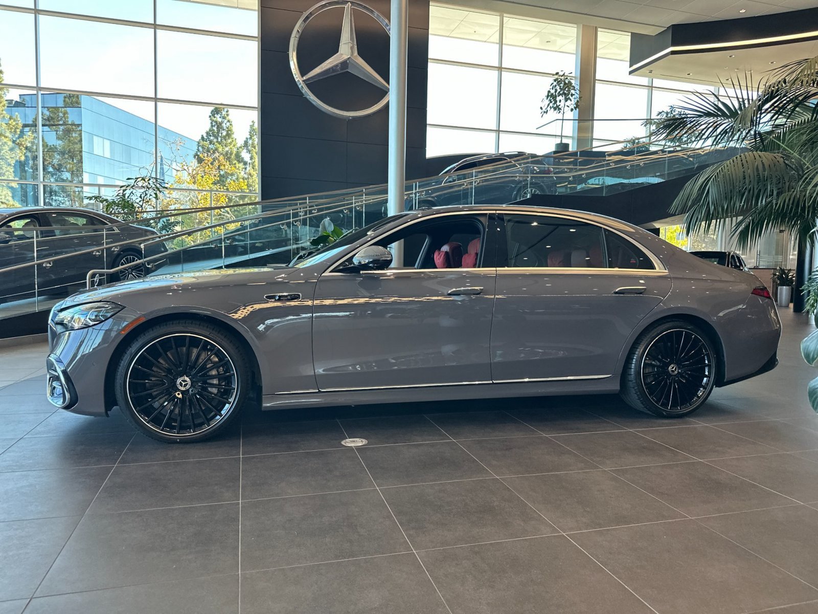 New 2027 Mercedes-Benz S 580 4MATIC Sedan image 6