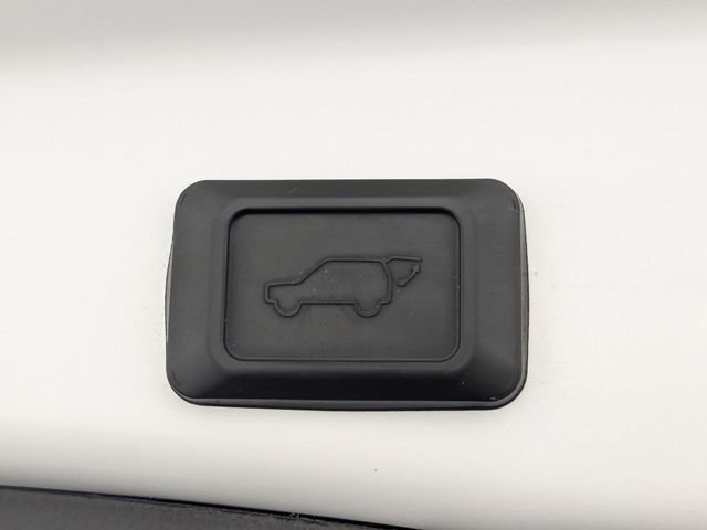 Used 2024 Toyota RAV4 XLE Premium image 29