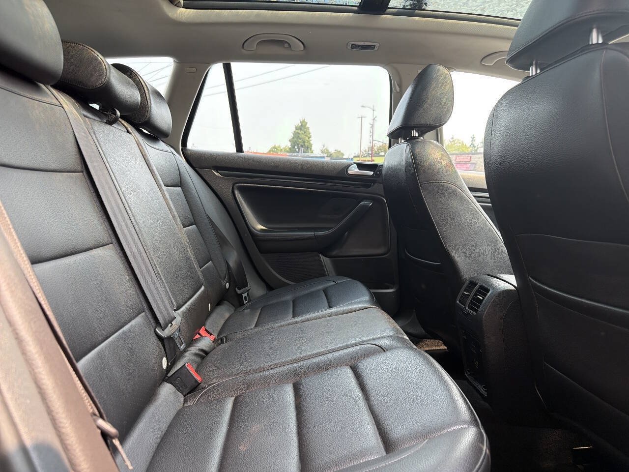 Used 2014 Volkswagen Jetta TDI FWD image 21