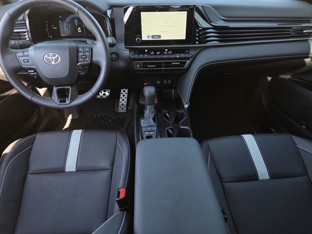 Used 2025 Toyota Camry SE w/ Convenience Package image 8