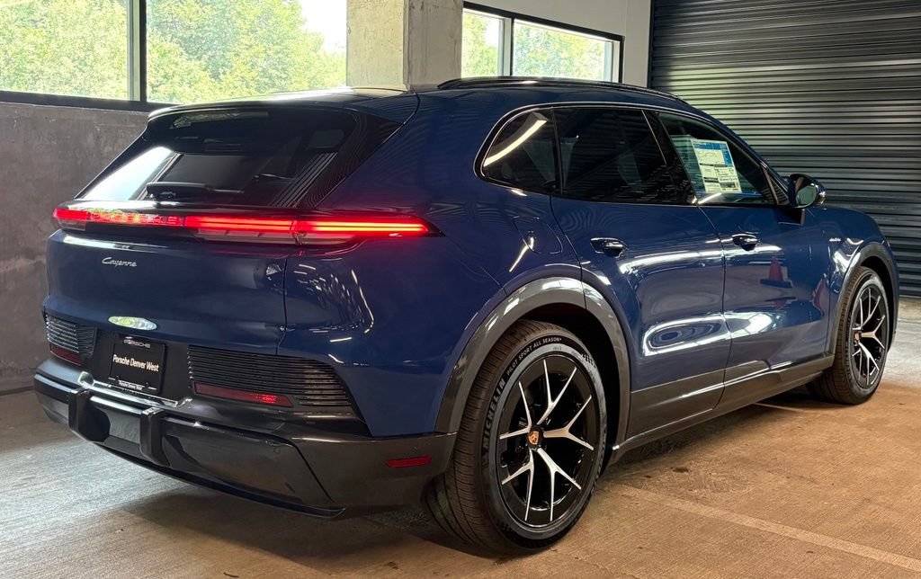 New 2026 Porsche Cayenne Electric AWD/4WD image 8