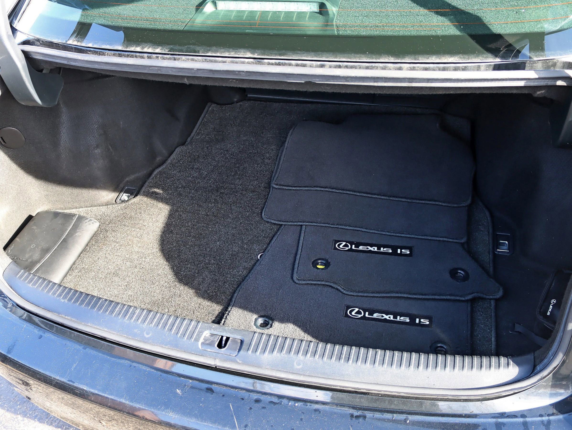 Used 2020 Lexus IS 300 IS 300 Sedan 4D w/ Premium Package image 36