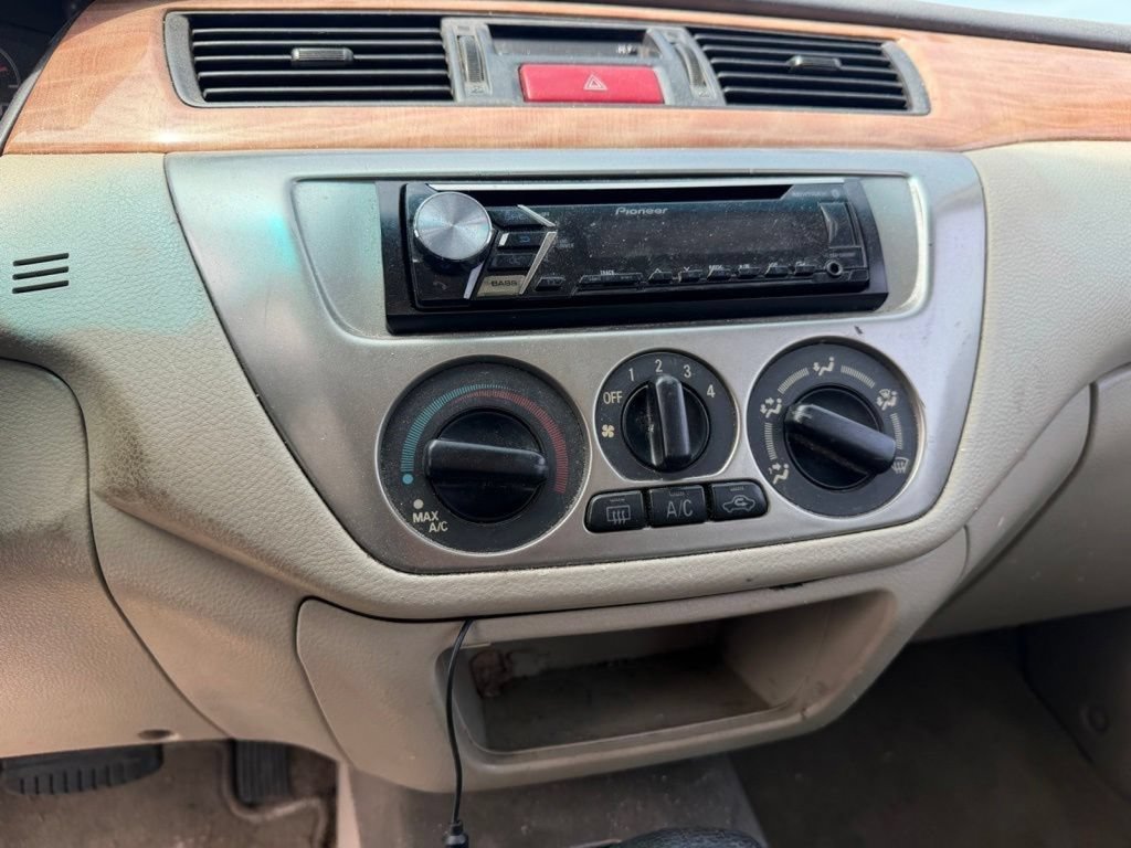 Used 2005 Mitsubishi Lancer ES FWD image 25