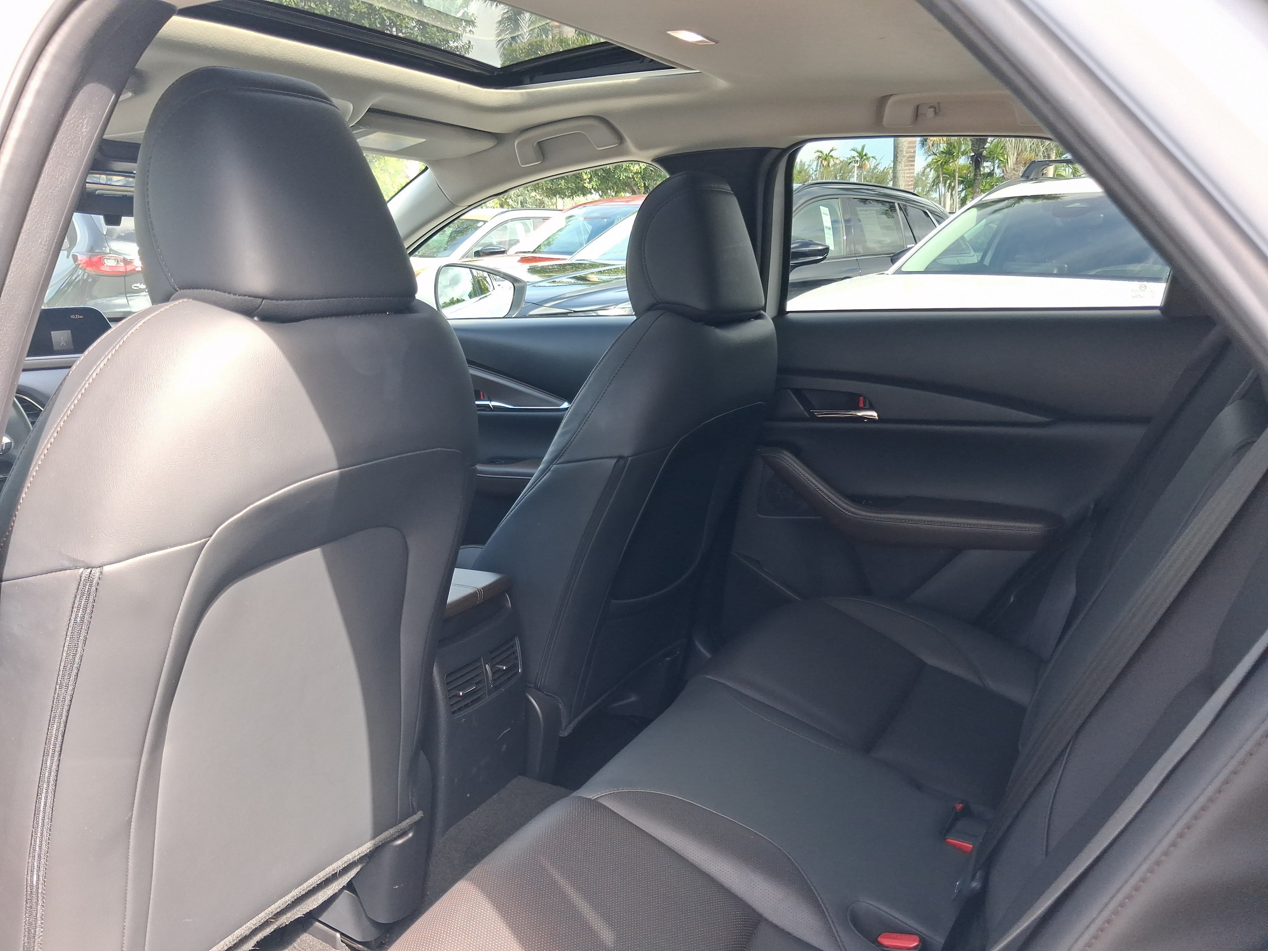 Used 2023 MAZDA CX-30 AWD 2.5 S w/ Premium Package image 7