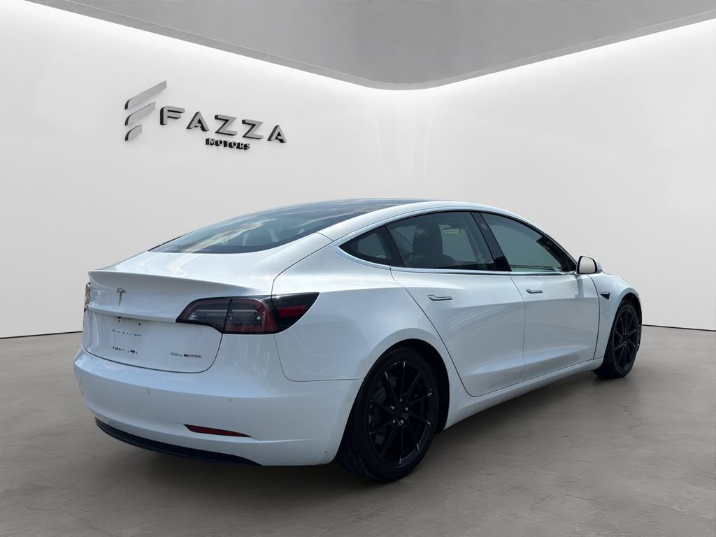 Used 2018 Tesla Model 3 Long Range AWD/4WD image 11