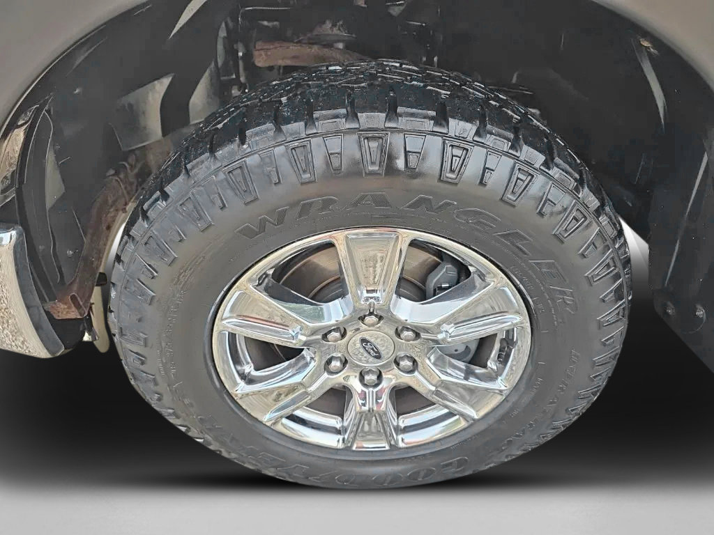 Used 2016 Ford F150 XLT w/ Equipment Group 301A Mid AWD/4WD image 11