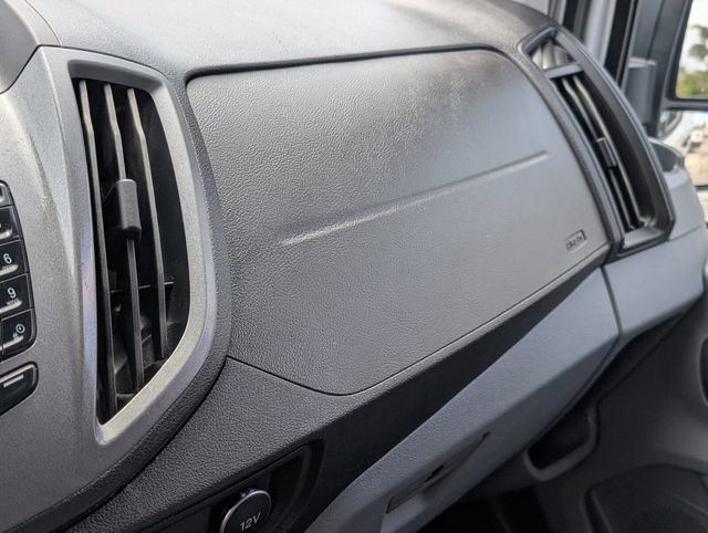 Used 2018 Ford Transit 250 Medium Roof image 21