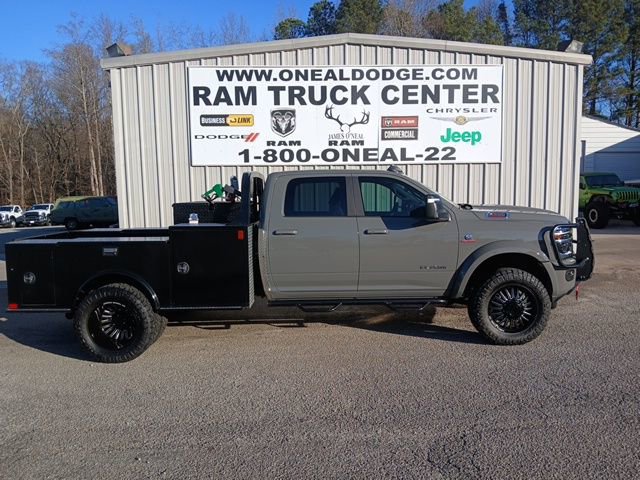 Used 2026 RAM 4500 Tradesman w/ Laramie Trim Package image 2