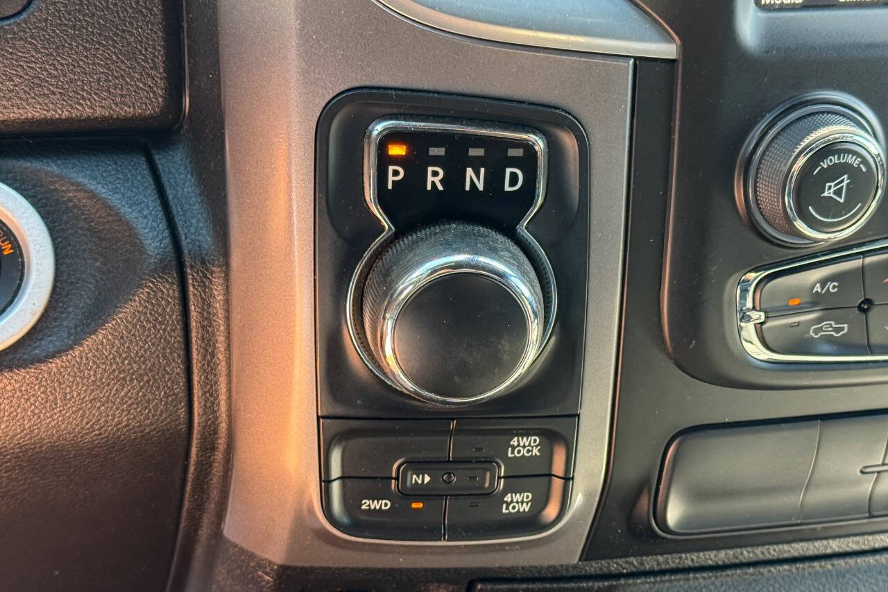 Used 2022 RAM 1500 Classic Warlock AWD/4WD image 28