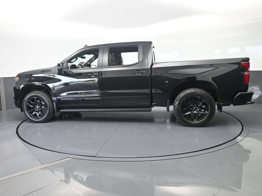 Used 2026 Chevrolet Silverado 1500 High Country w/ Midnight Edition AWD/4WD image 3