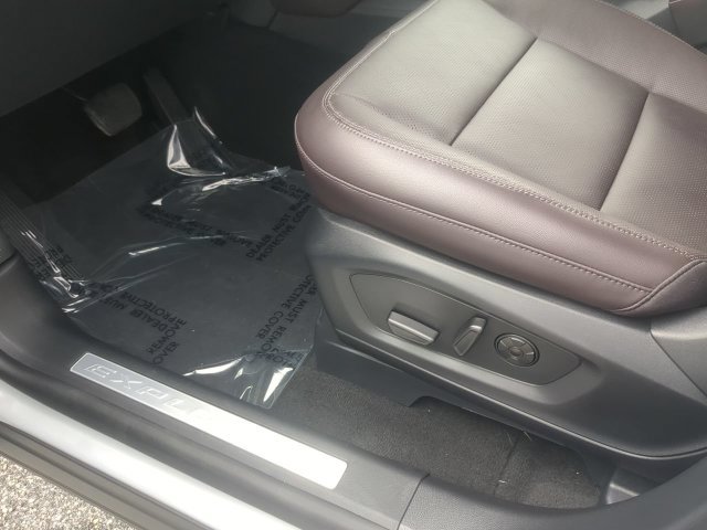 New 2026 Ford Explorer Platinum RWD image 7