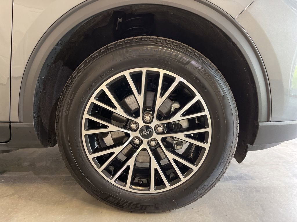 Used 2025 Ford Escape SE FWD image 7