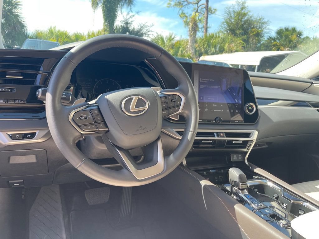 Used 2024 Lexus RX 350 FWD w/ Accessory Package (K3) image 14