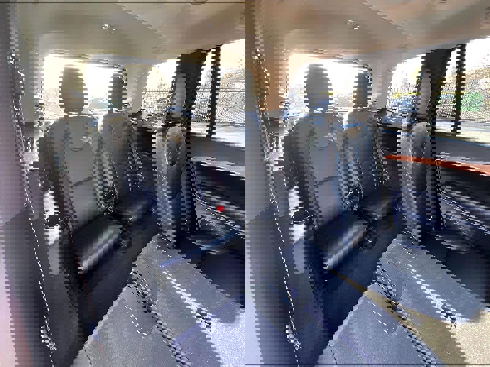 Used 2023 Volvo XC90 T8 Plus image 31