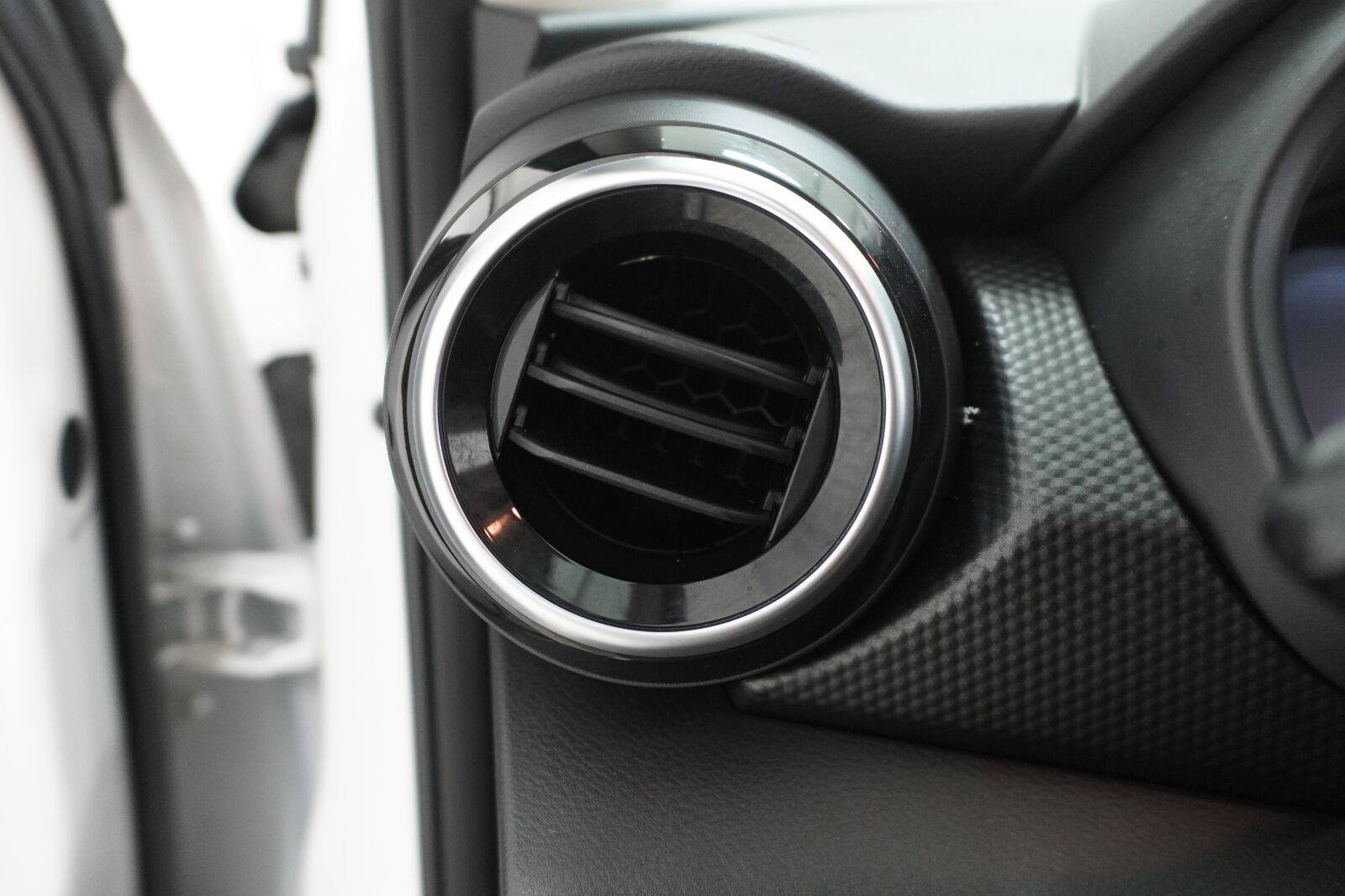 Used 2023 Nissan Kicks SV w/ Exterior Package FWD image 13