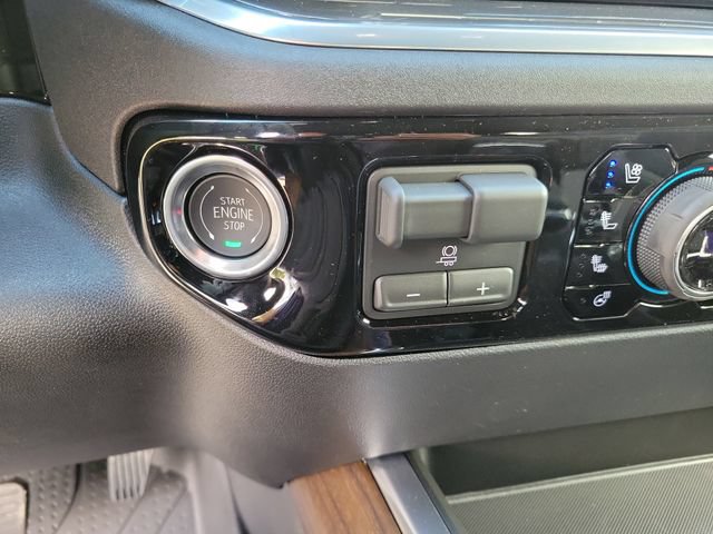 New 2026 Chevrolet Silverado 1500 High Country AWD/4WD image 28