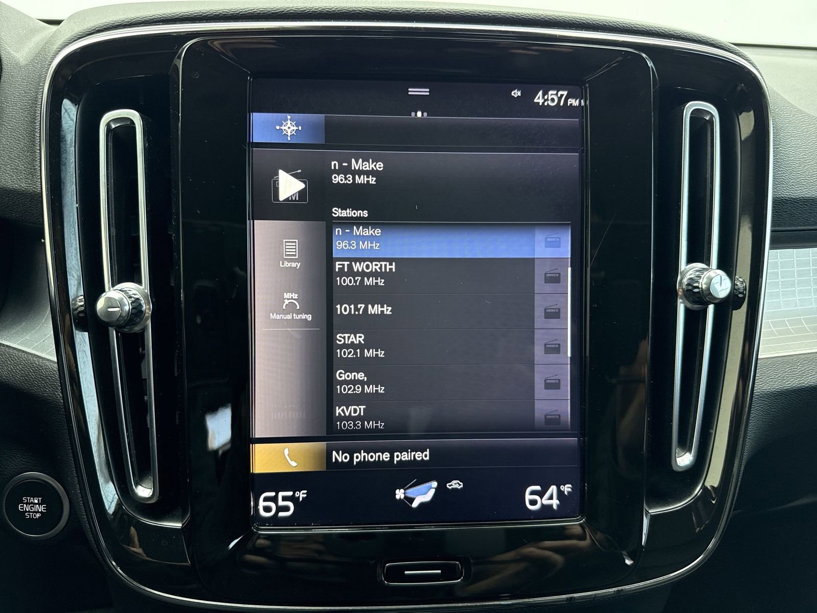 Used 2019 Volvo XC40 T5 Momentum image 18