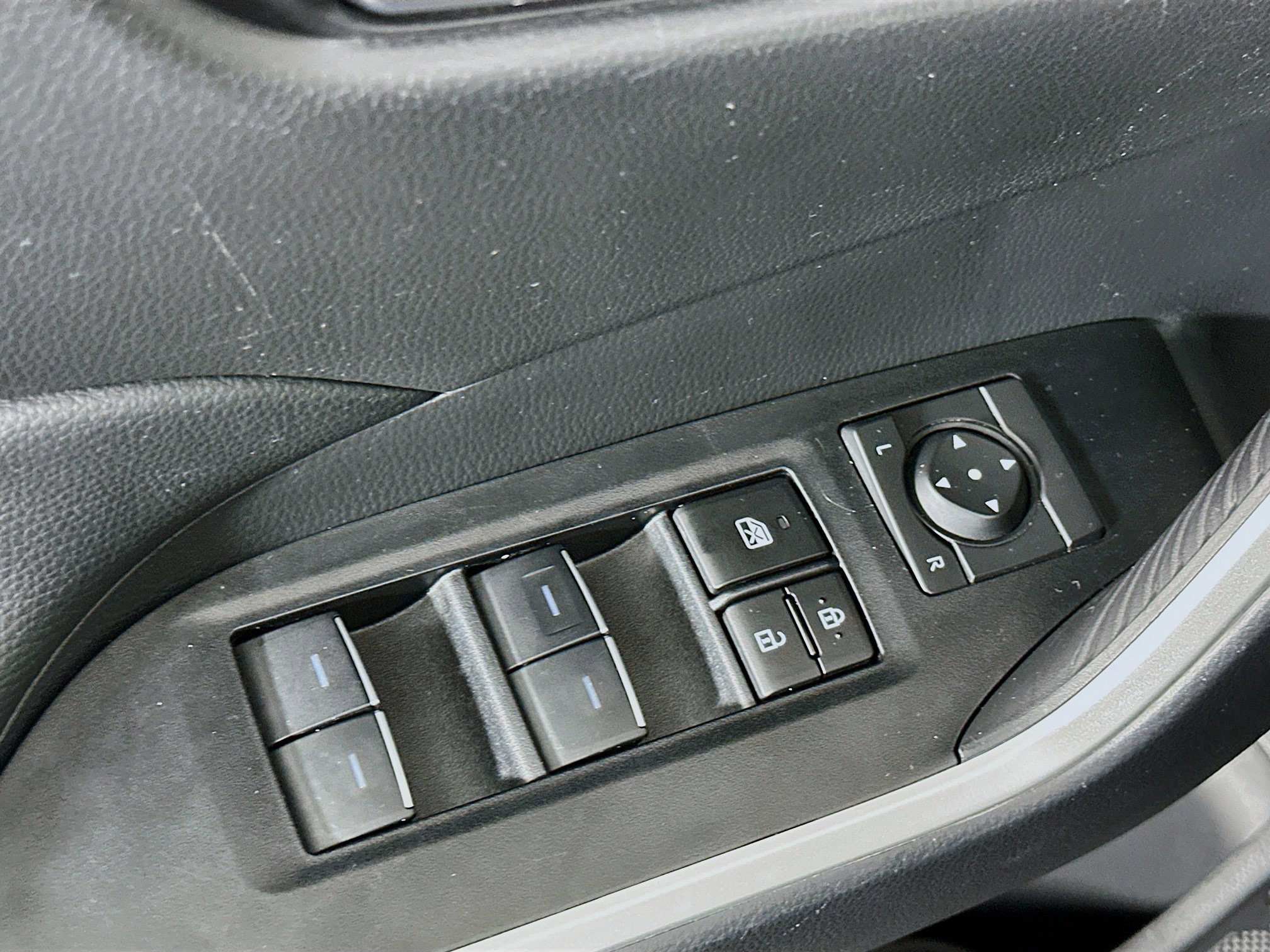 Used 2024 Toyota RAV4 XLE image 15