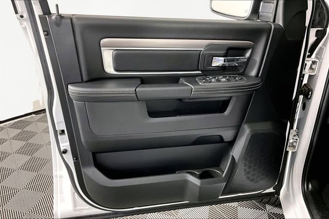 Used 2024 RAM 1500 Classic Warlock w/ Electronics Group RWD image 20